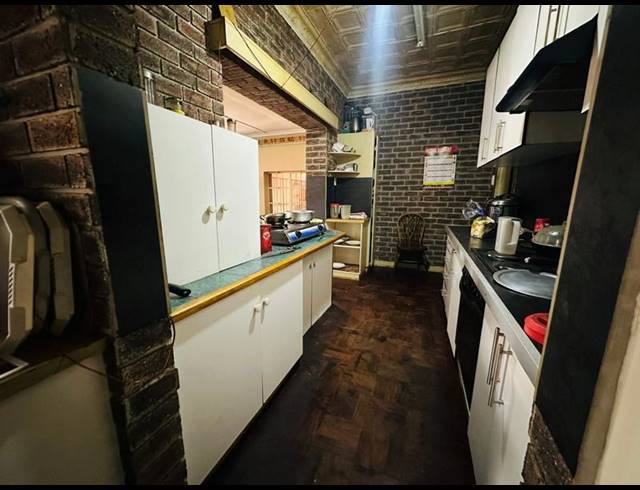 4 BEDROOM HOUSE FOR SALE IN DELVILLE